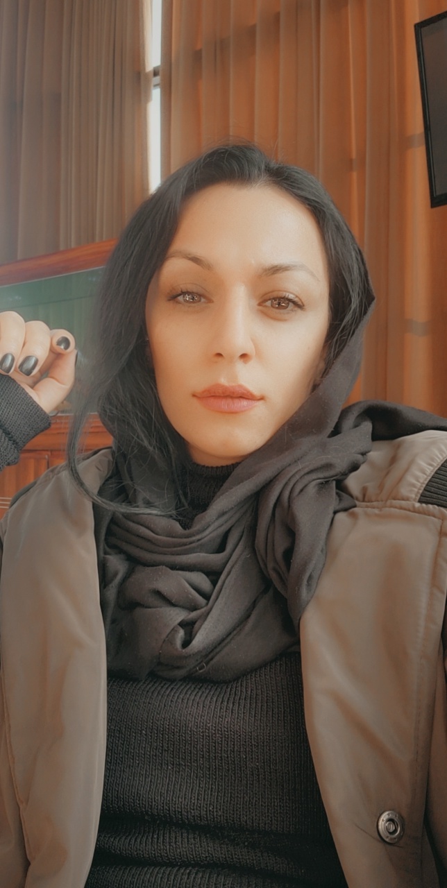 نازگل علیپور